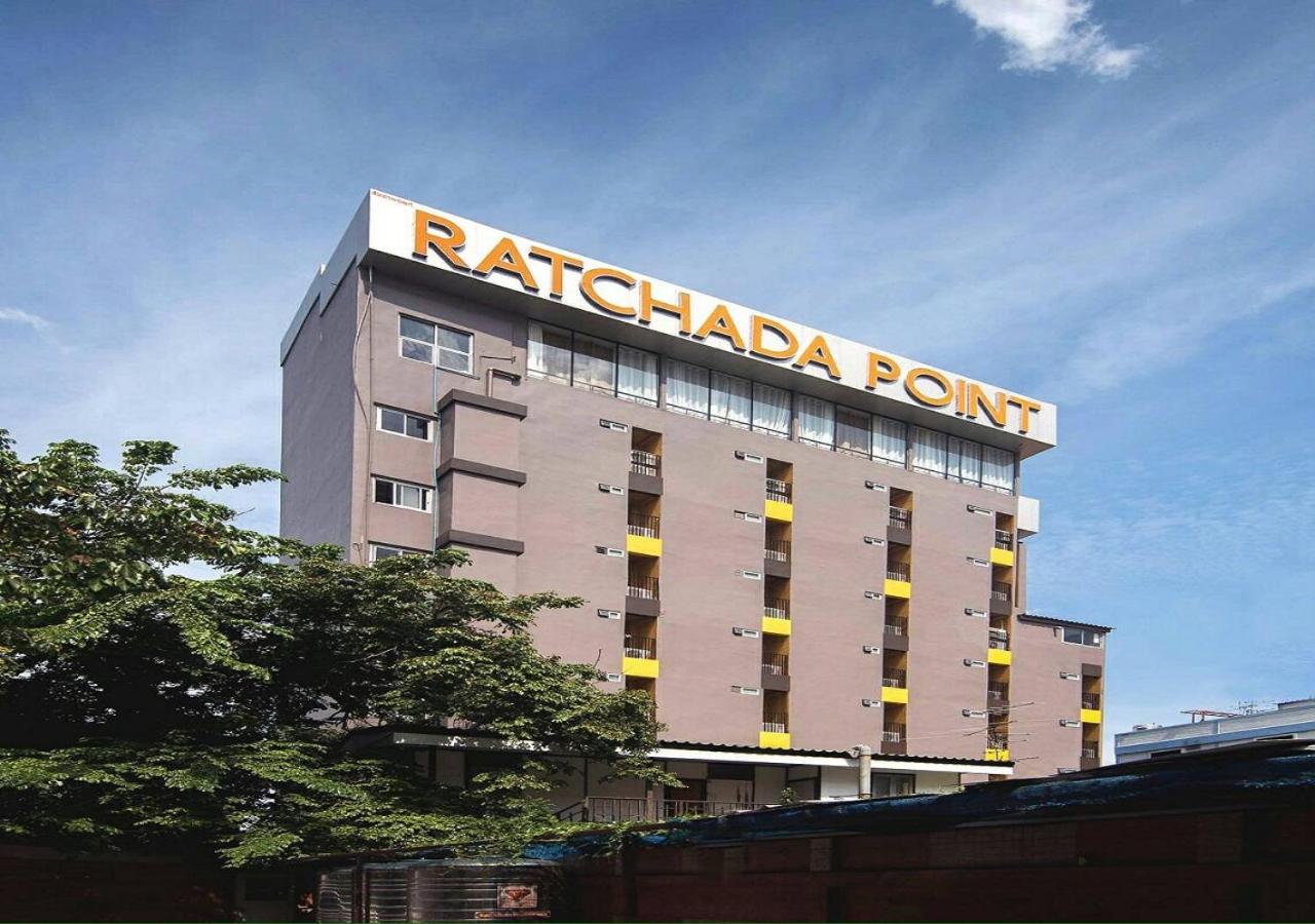 Ratchada Point Hotel